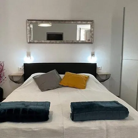 Daire Noa Old Town - - First Floor *